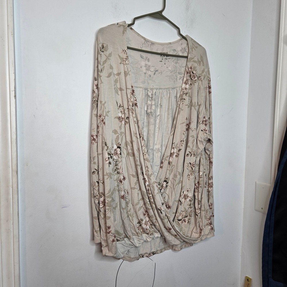 Torrid Super Soft Knits Floral Surplice Wrap Top Beige Brown Plus Size 4 4X